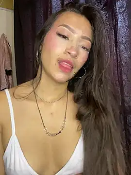 Snapshot of Itze_Mua chatting on 3, 6, 2026 Itze Mua online show from 3, 6, 2026