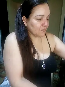 Snapshot of Zuleyka_69 chatting on 7, 5, 2026 Zuleyka 69 online show from 7, 5, 2026