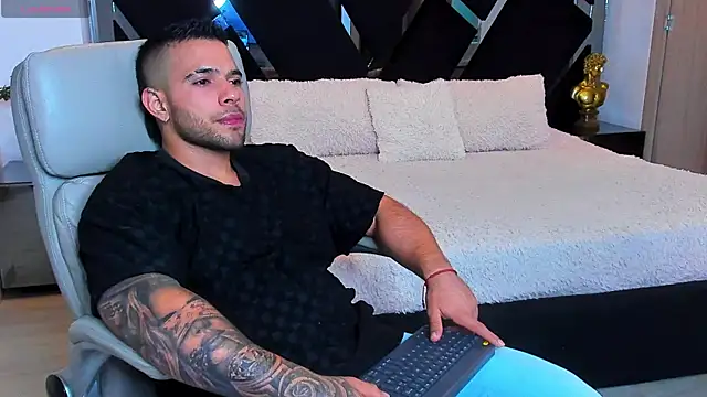 Raytorres online show from 19, 7, 2026