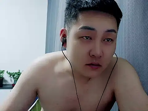 Snapshot of Llpl322 chatting on 13, 4, 2026 Llpl322 online show from 13, 4, 2026