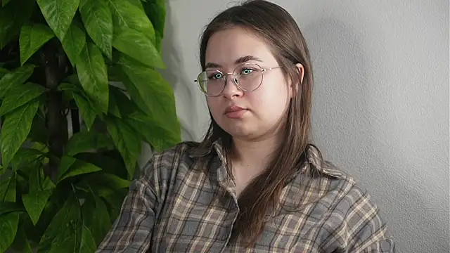 Snapshot of TiffaneySpikes chatting on 23, 3, 2026 TiffaneySpikes online show from 23, 3, 2026