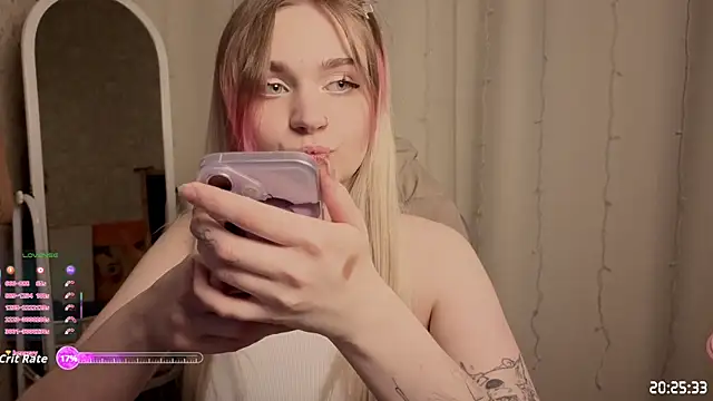 Snapshot of lucysussy chatting on 23, 4, 2026 lucysussy online show from 23, 4, 2026