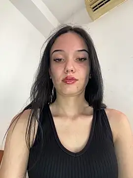 Snapshot of icedrosemarye chatting on 17, 6, 2026 icedrosemarye online show from 17, 6, 2026