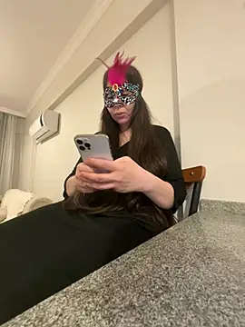 lilyums online show from 18, 4, 2026