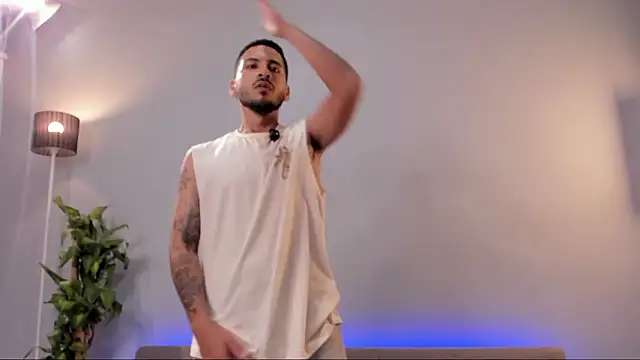 Snapshot of hashi_wood chatting on 30, 3, 2026 hashi wood online show from 30, 3, 2026