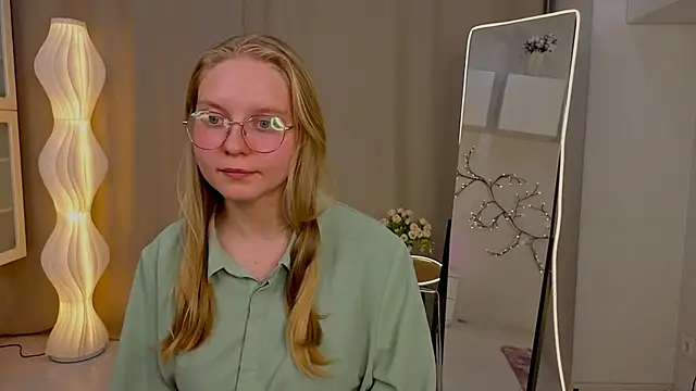 Snapshot of AlicaCohill chatting on 31, 3, 2026 AlicaCohill online show from 31, 3, 2026