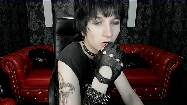 AdonBev online show from 25, 7, 2026