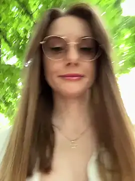 FReyja 44 online show from 17, 6, 2026