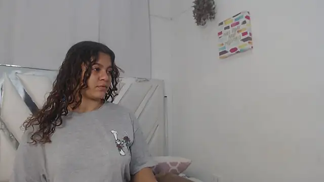 Snapshot of AlannaHarper chatting on 18, 6, 2026 AlannaHarper online show from 18, 6, 2026