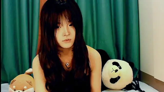 Snapshot of girllong520 chatting on 14, 4, 2026 girllong520 online show from 14, 4, 2026