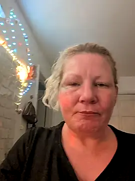 trippsgotlips online show from 27, 5, 2026