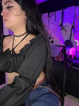 Darkrisnah online show from 23, 7, 2026