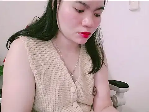Suhynxx online show from 6, 4, 2026
