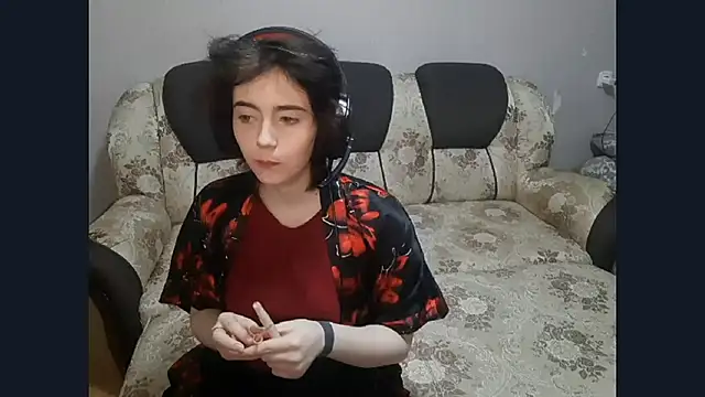 ShaynaLinley online show from 22, 4, 2026