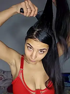 Crissdesire online show from 18, 4, 2026