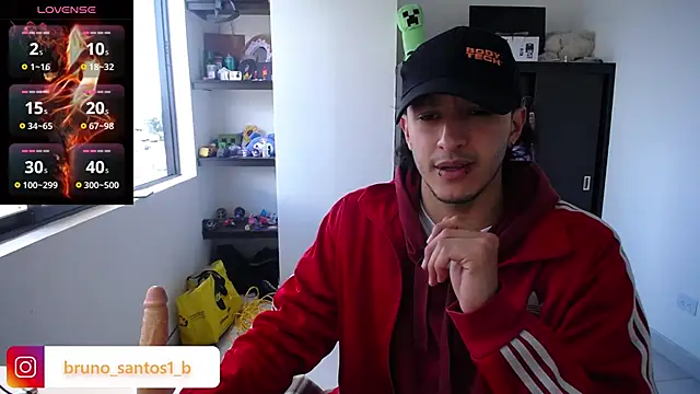 Snapshot of Bruno_santos1 chatting on 24, 4, 2026 Bruno santos1 online show from 24, 4, 2026