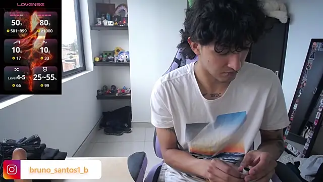 Snapshot of Bruno_santos1 chatting on 30, 4, 2026 Bruno santos1 online show from 30, 4, 2026