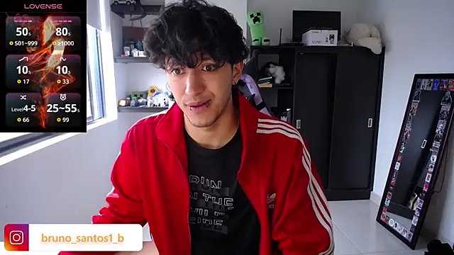 Snapshot of Bruno_santos1 chatting on 4, 5, 2026 Bruno santos1 online show from 4, 5, 2026