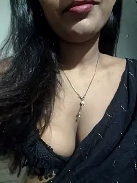 Snapshot of khushi_ji00 chatting on 20, 5, 2026 khushi ji00 online show from 20, 5, 2026