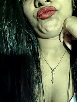 Snapshot of khushi_ji00 chatting on 10, 6, 2026 khushi ji00 online show from 10, 6, 2026