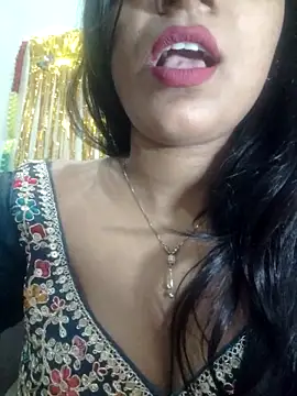 Snapshot of khushi_ji00 chatting on 12, 6, 2026 khushi ji00 online show from 12, 6, 2026