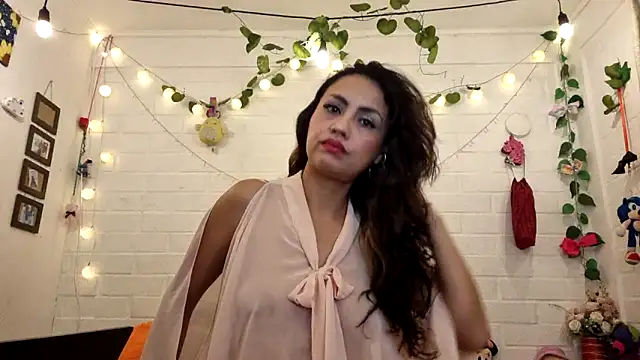 LASEXbellaX online show from 14, 6, 2026