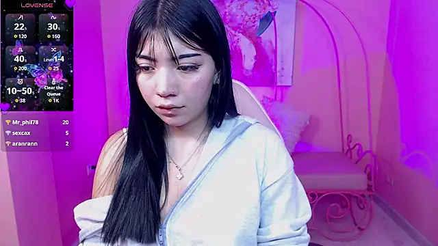 Soffi x x  online show from 11, 6, 2026
