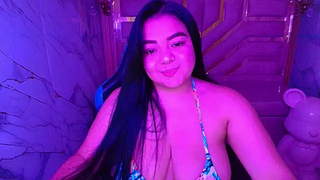 luna  r  online show from 23, 4, 2026