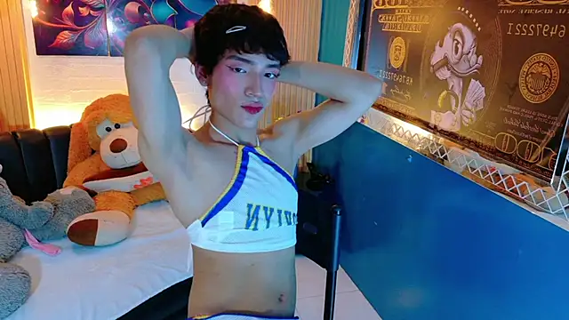 IsaacNovaa online show from 9, 4, 2026