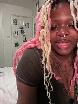Snapshot of Nyla_xox chatting on 6, 4, 2026 Nyla xox online show from 6, 4, 2026