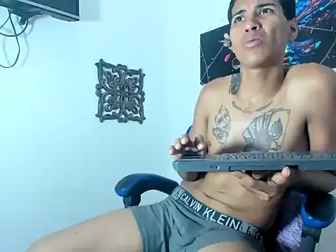 Snapshot of axeel-king chatting on 10, 4, 2026 axeel-king online show from 10, 4, 2026