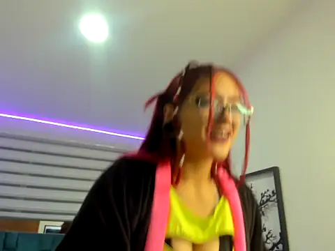 Sara Red X online show from 14, 4, 2026