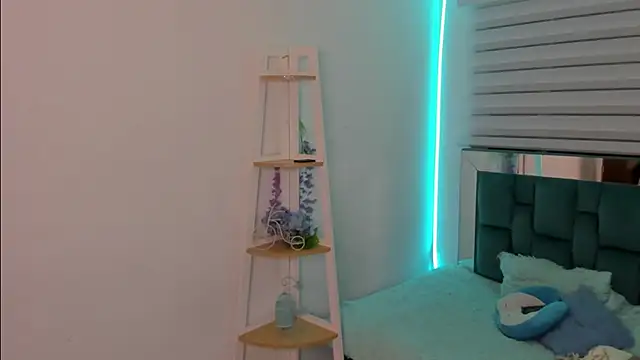 Sara Red X online show from 27, 5, 2026