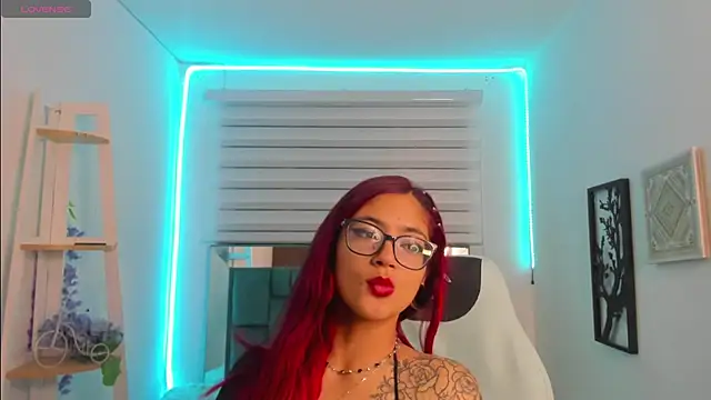 Sara Red X online show from 16, 6, 2026