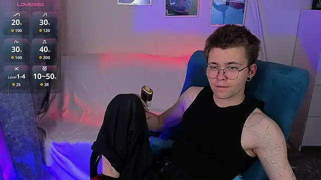 Snapshot of Thomas_Norton chatting on 6, 6, 2026 Thomas Norton online show from 6, 6, 2026
