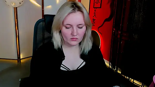 KathyBriggs online show from 28, 4, 2026