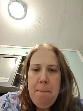 023thickandjuicy07 online show from 13, 5, 2026