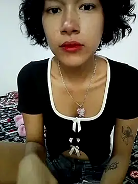 Snapshot of Yi_Uzi chatting on 29, 6, 2026 Yi Uzi online show from 29, 6, 2026