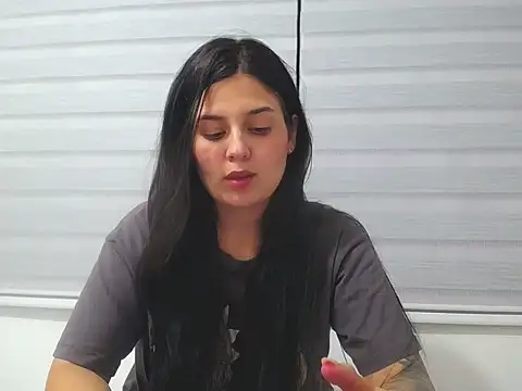 Snapshot of SofiaBanks_ chatting on 2, 4, 2026 SofiaBanks online show from 2, 4, 2026