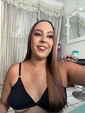 Snapshot of victoria_luxx_ chatting on 29, 3, 2026 victoria luxx online show from 29, 3, 2026