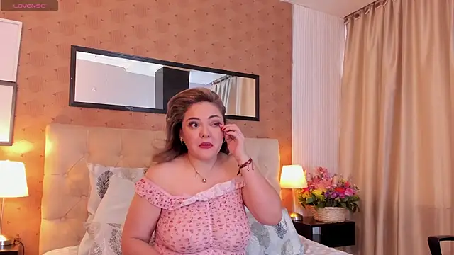 Natashablade   online show from 7, 4, 2026