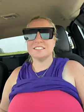 sweetkacibaby online show from 28, 7, 2026