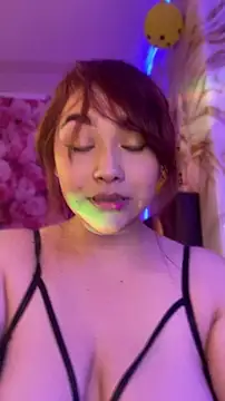 SweetLittleRed online show from 16, 6, 2026