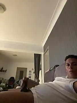 Snapshot of melreydelmambo chatting on 2, 5, 2026 melreydelmambo online show from 2, 5, 2026