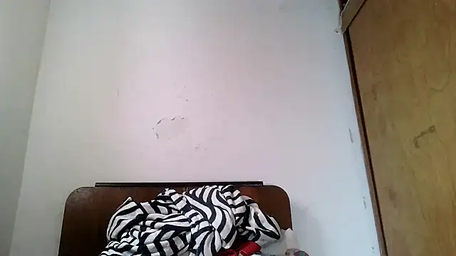 Snapshot of xblackstarX1 chatting on 9, 7, 2026 xblackstarX1 online show from 9, 7, 2026