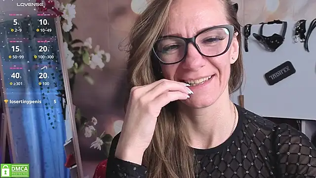 jesica mooonn online show from 30, 4, 2026