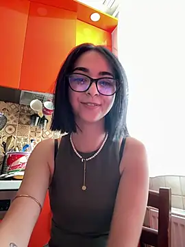 TheaMerve online show from 27, 6, 2026