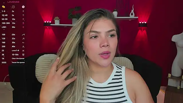 Sofia Velvetx online show from 8, 4, 2026