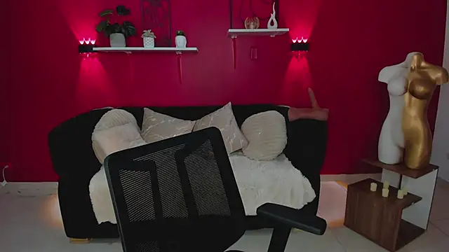 Snapshot of Sofia_Velvetx chatting on 11, 6, 2026 Sofia Velvetx online show from 11, 6, 2026