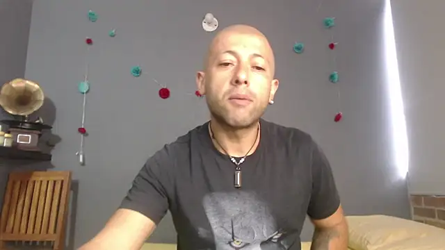 Snapshot of _bonnie_and_clyde chatting on 30, 5, 2026 bonnie and clyde online show from 30, 5, 2026